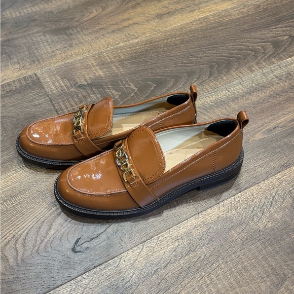 Sam Edelman Tan Loafers with Gold Chain Detail - Picture 2 of 6